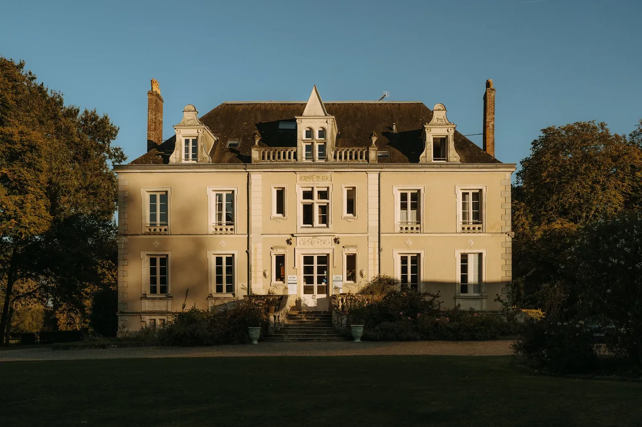 La façade au soleil couchant